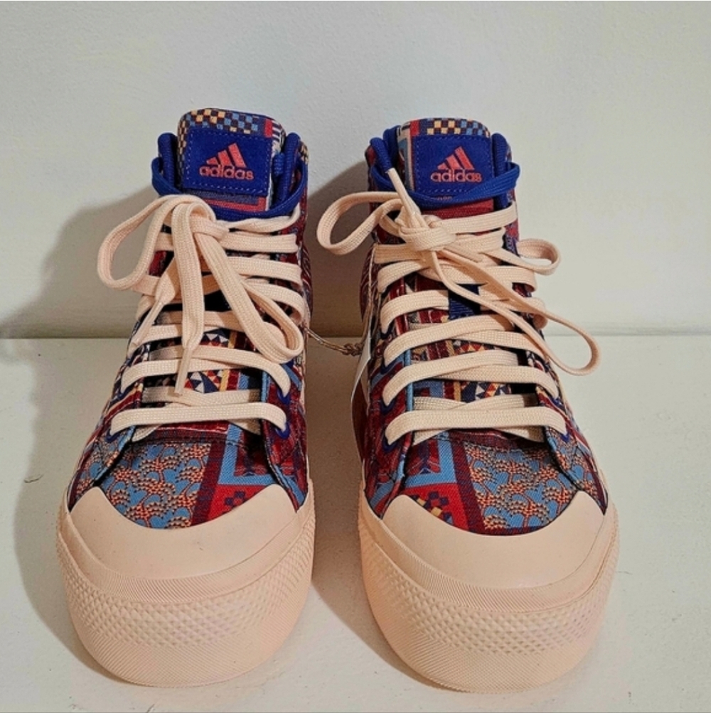 NWT Women's adidas Bravada 2.0 Platform Mid Urban and Colorful Style Size 7.5